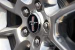 Ford Mustang V6 2011 года